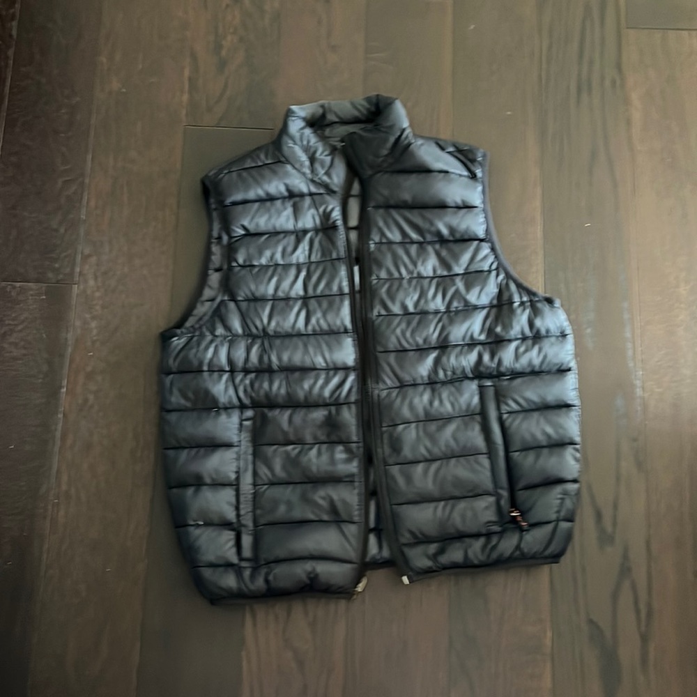 Hawke & Co Quilted Packable Vest - Insulated -BLACK/GRAY - Size M - Like New